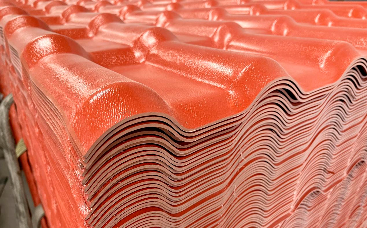 購(gòu)買合成樹(shù)脂瓦時(shí)，選擇經(jīng)營(yíng)模式為廠家直供，有什么巨大的優(yōu)勢(shì)呢