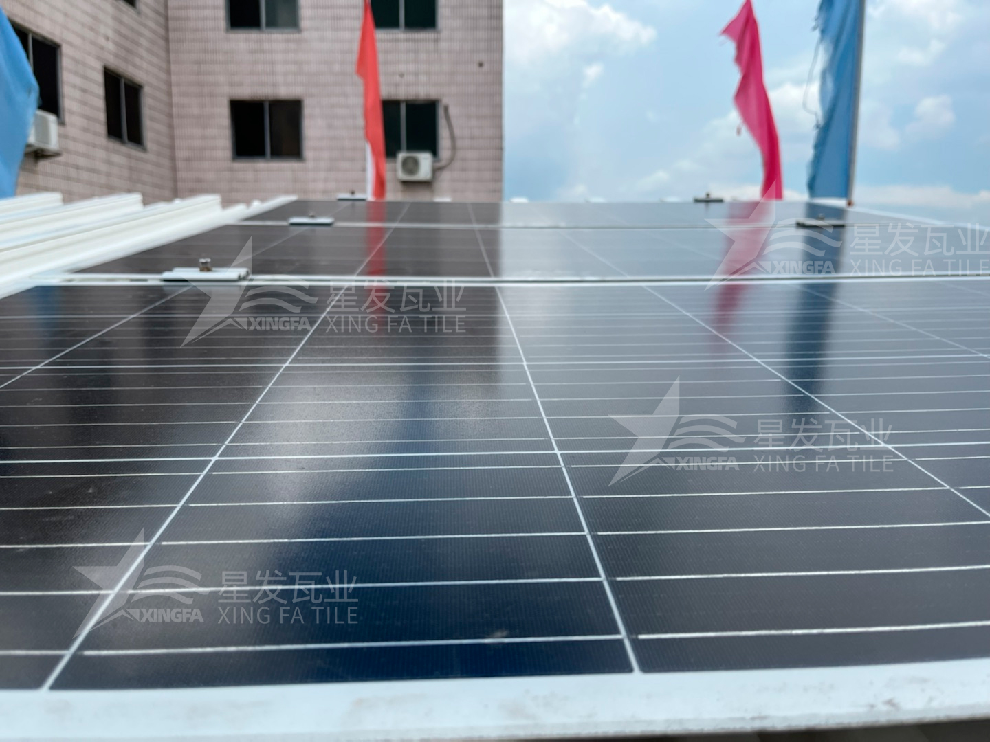 光伏瓦是什么？光伏屋面瓦的結(jié)構(gòu)