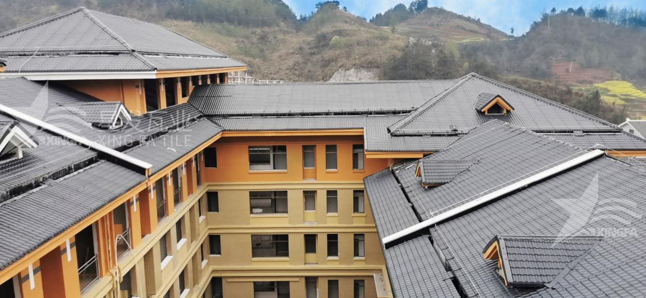 揭秘！包工包料安裝合成樹脂瓦每平方需要多少錢？