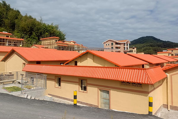 樹脂瓦的壽命，質(zhì)量與維護(hù)的秘密